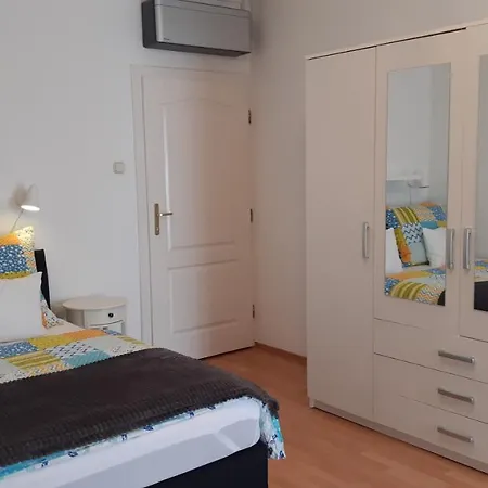 Pensionat Kek Hullam Vendeghaz