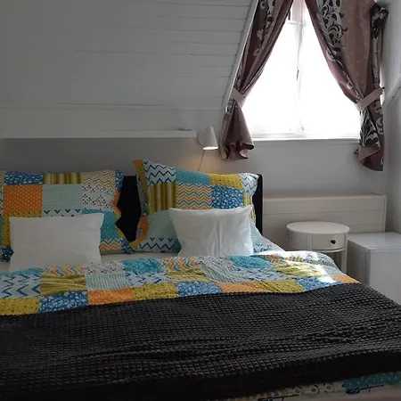 Pensionat Kek Hullam Vendeghaz Balatonfüred